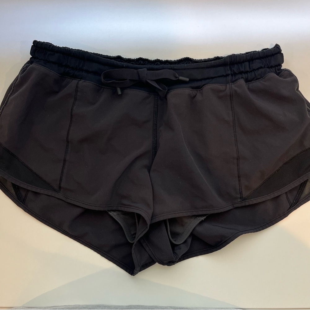 Lululemon hotty hot short